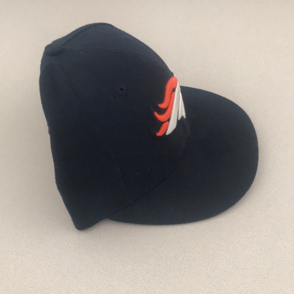 Broncos hat - Picture 2 of 4